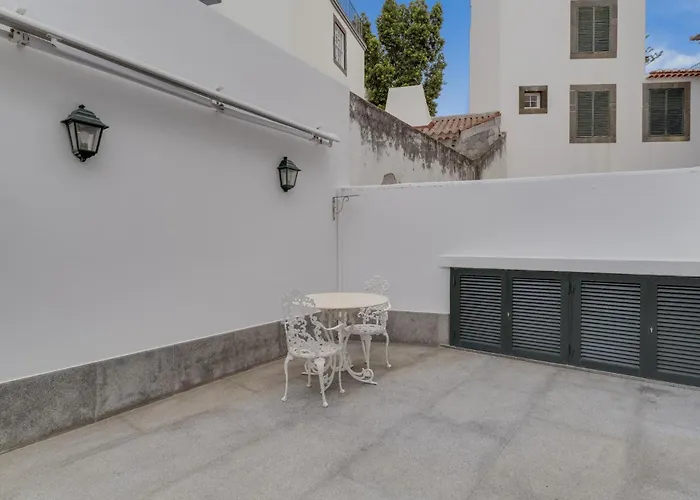 Nest I Appartamento Funchal (Madeira)